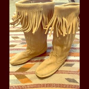 Minnetonka Moccasin Boots